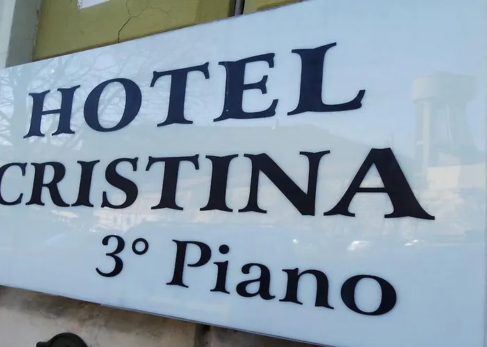 Cristina Rome