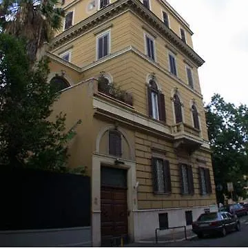 Cristina Hotel